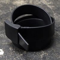 DECAYED BUCKLE BELT