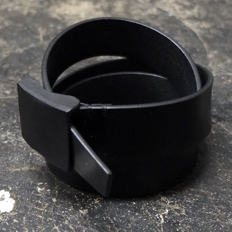 DECAYED BUCKLE BELT