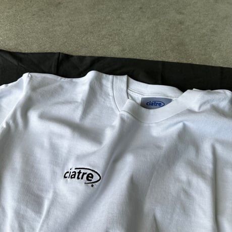 ciatre right embroidery logo tee L/S