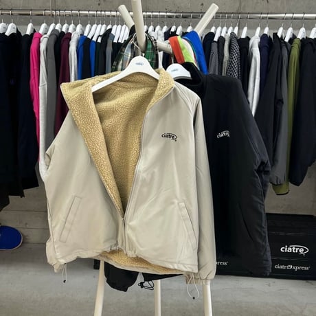 CATEGORY outerwear | ciatre CATEGORY outerwear | ciatre