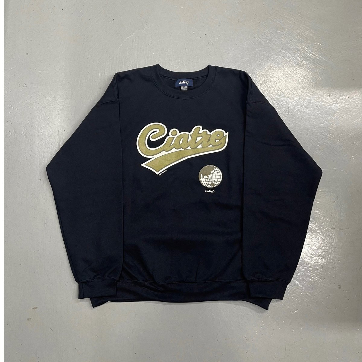 ciatre pennant logo sweat top | ciatre