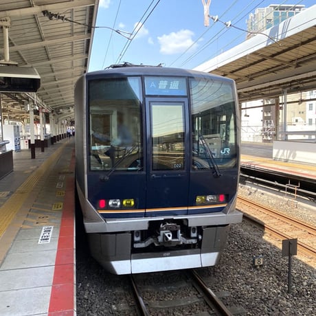 こどもTシャツ　ブルー（ＪＲ西日本　普通＆快速電車）