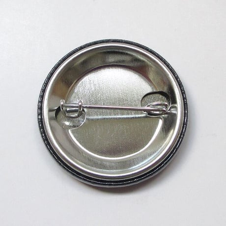 缶バッジ 32mm（ウミキリンロゴ）