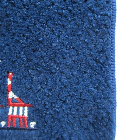 刺しゅう今治タオルハンカチ　ネイビー　（三匹のウミキリン）