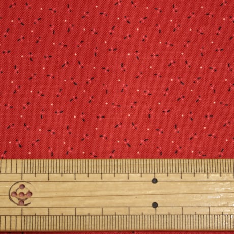 「Windhamfabrics」セーブル＆スカーレット【10cmあたり】 【USプリント 生地】
