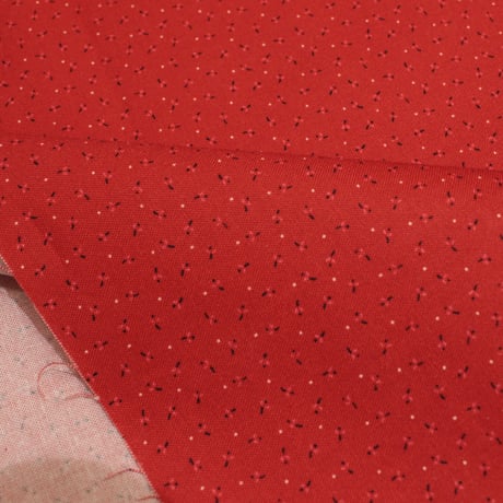 「Windhamfabrics」セーブル＆スカーレット【10cmあたり】 【USプリント 生地】