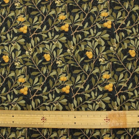MODA　MORRIS MEADOW 　Arbutus(ヤマモモ)　シーチング110㎝幅【10㎝単位】
