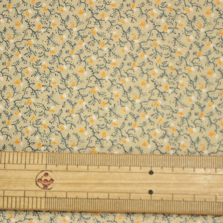 「Windhamfabrics」CircaCirca Sharp Cheddar【10cmあたり】 【USプリント 生地】