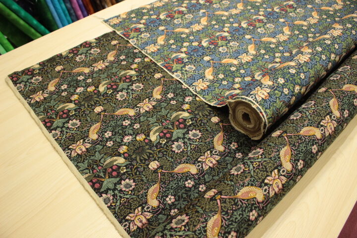 moda いちご泥棒　❁ Lodden ロデン ❁ 他ハンドメイド MODA Morris STRAWBERRY THIEF(いちご泥棒)33490(小柄)【10