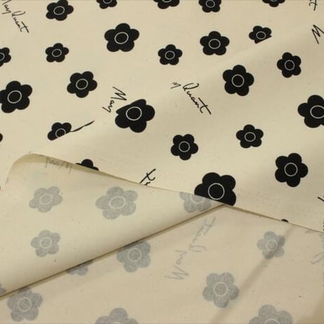 MARY QUANT オックス【10cmあたり】【 生地 マリークヮント マリークワント 花柄 フラワー 英字 ロゴ 国産 ハンドメイド 手芸 手作り生地 布】