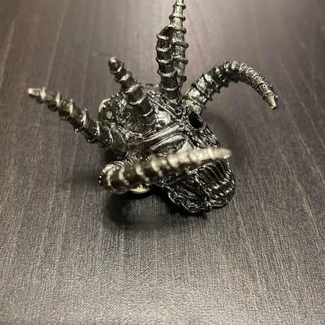 SACRIFICE "Crest Of Black" 3D metal Pin <chrome>