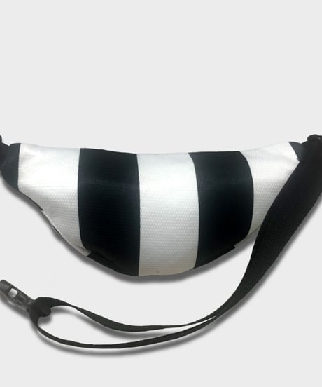 "Re;make" used soccer uniform fanny pack -JFC