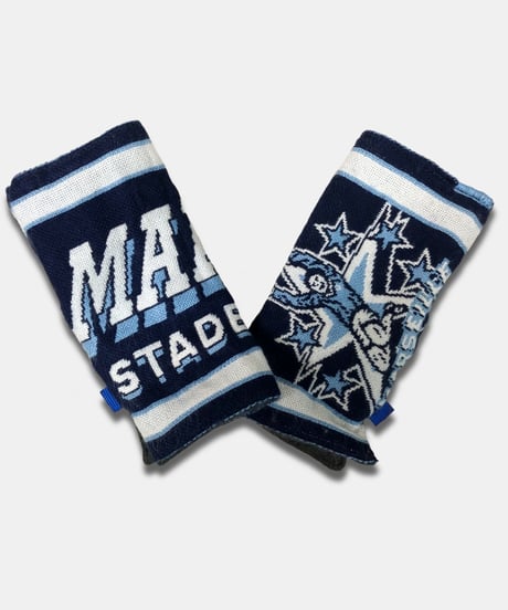"Re;make" used soccer muffler hand warmer -OM /Blue