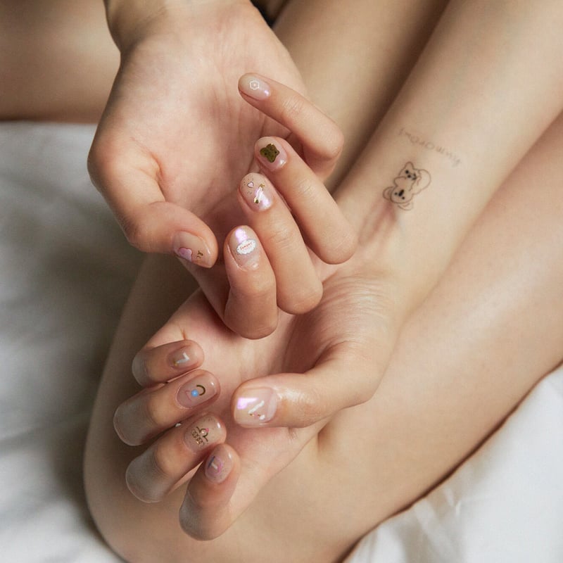 ジェルネイル・ネイルシール yumi 在庫処分セール！】ジェルネイルシール ブルー ベージュ