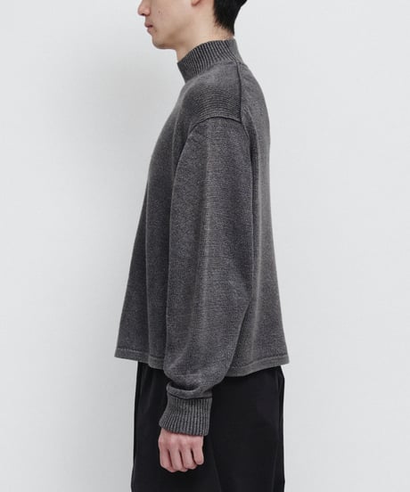 DIGAWEL Stonewashed silk turtleneck sweater【FADE BLACK】