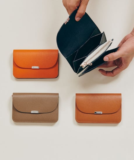 DIGAWEL  GARSON PURSE（CALF LEATHER）