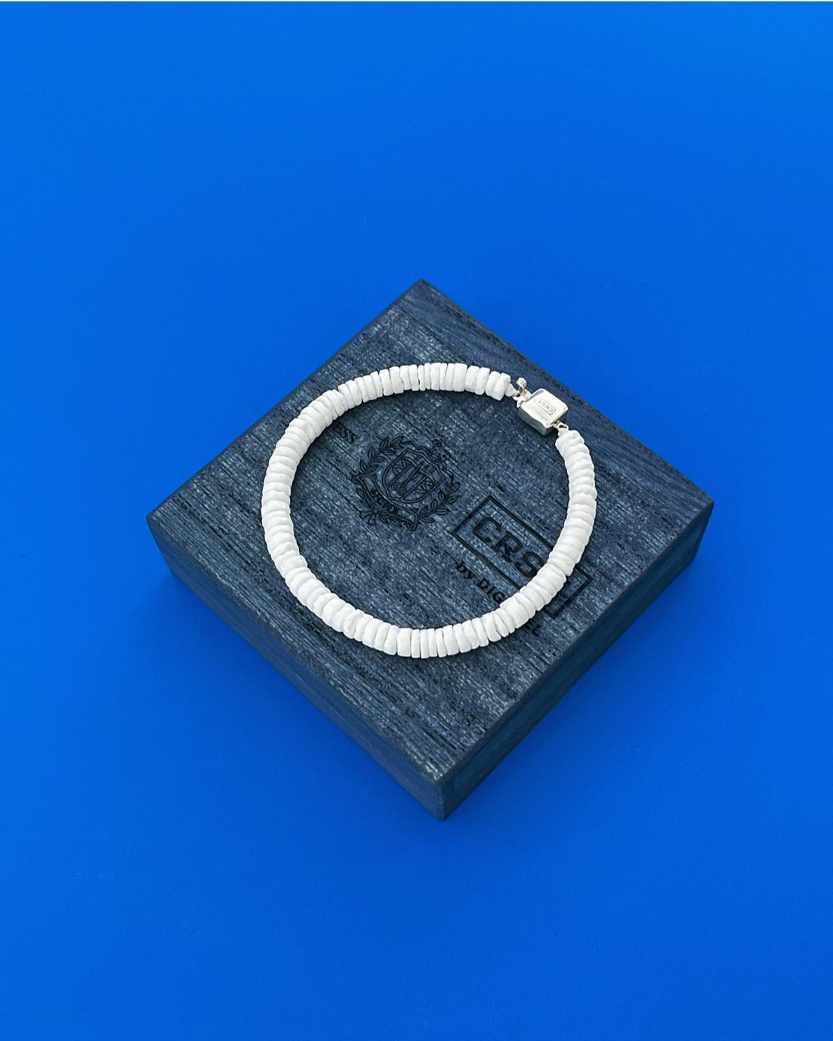 D07120 未使用 DIGAWEL × J.PRESS CRST ブレスレット DIGAWEL × J.PRESS「CRST」 White Shell Bracelet |