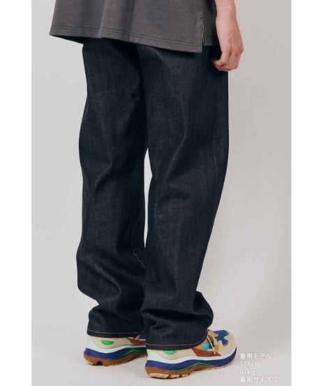 DIGAWEL  STRAIGHT DENIM PANTS