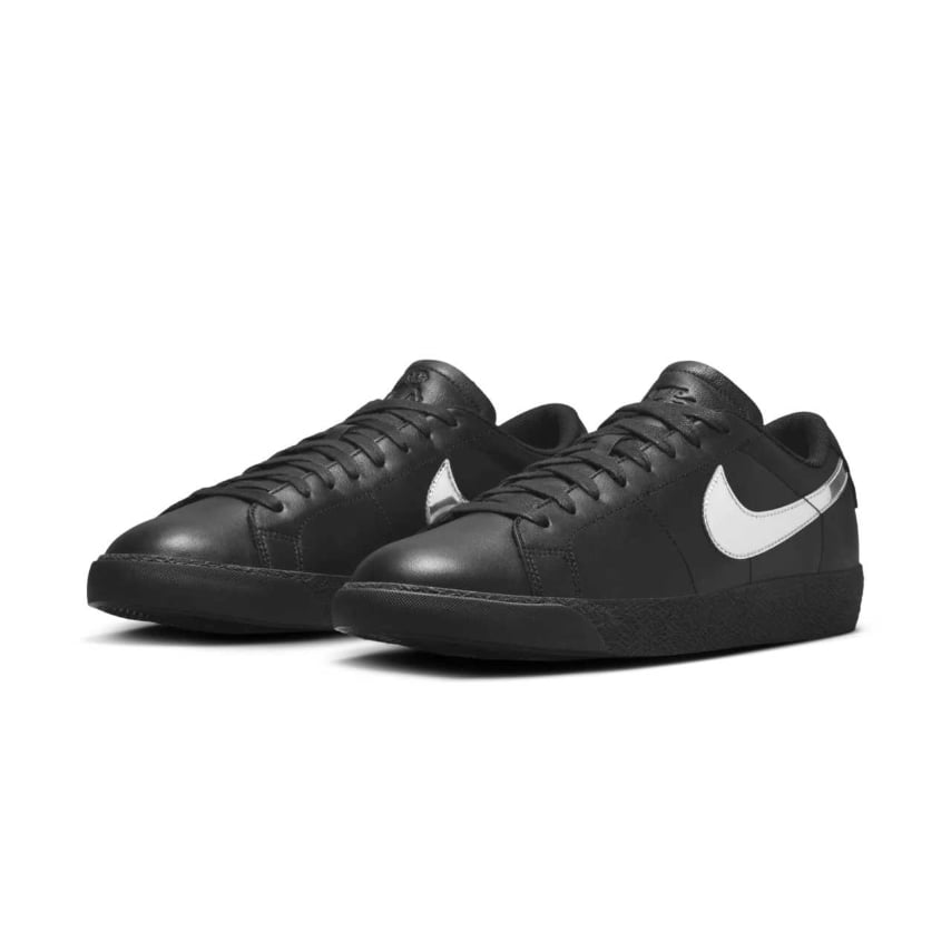 激レア‼️Nike SB フード付き ブラックウェア　エニグマフーディー　S Nike SB フード付き ブラックウェア エニグマフーディー Sサイズ