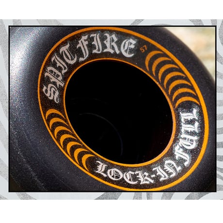 SPITFIRE FORMULA FOUR LOCK IN FULL SHAPE
