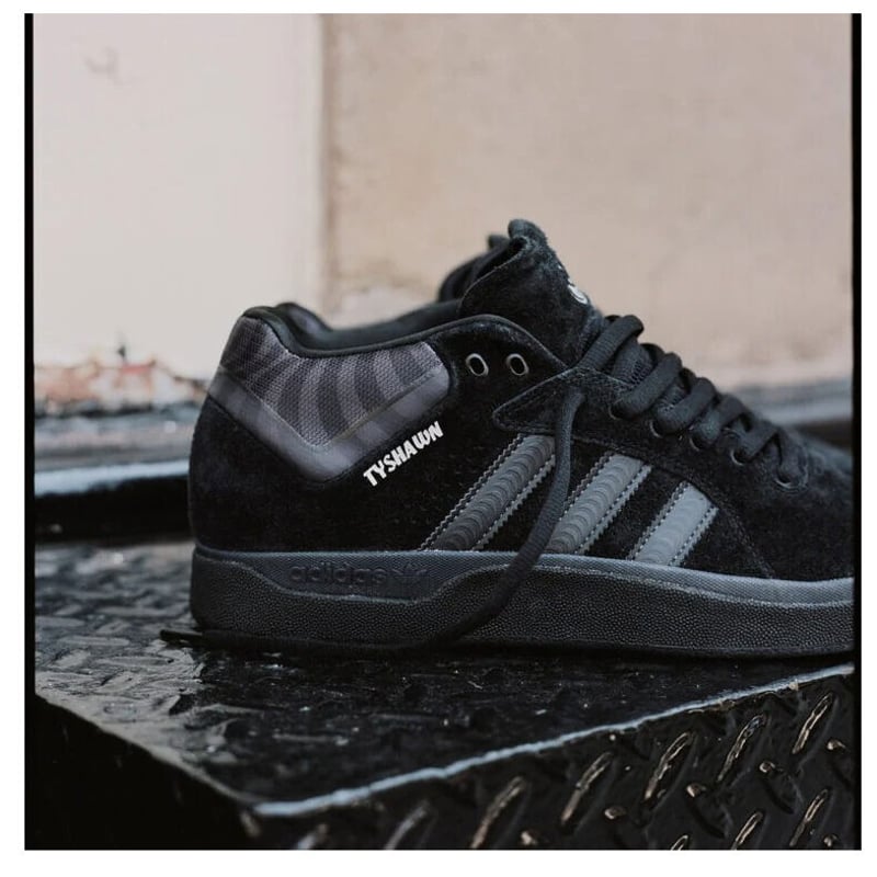 Adidas spitfire store
