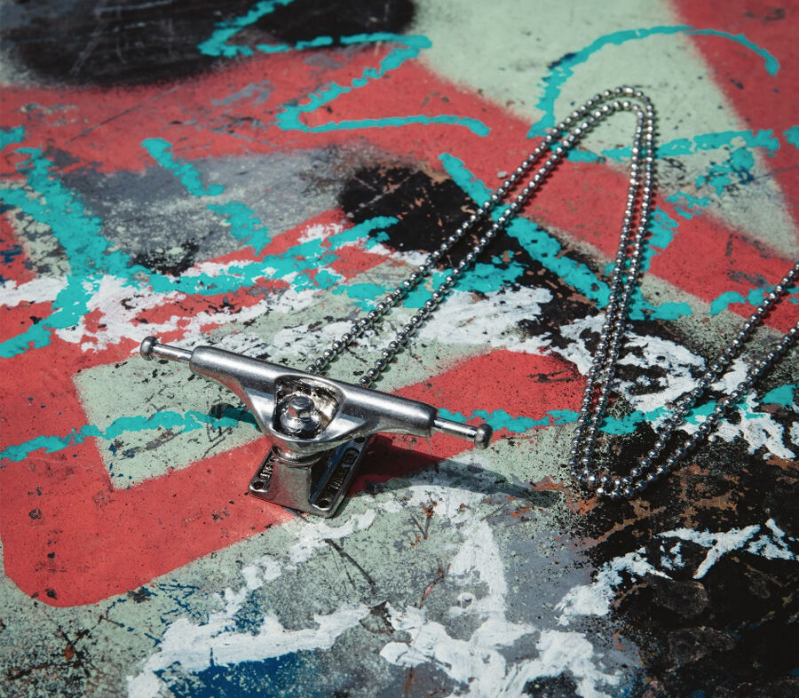 INDEPENDENT TRUCK NECKLACE | HESHDAWGZ