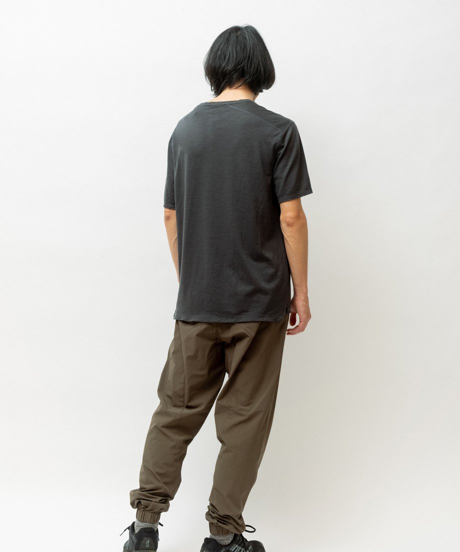 6221c7b323c2aa276cb4d578