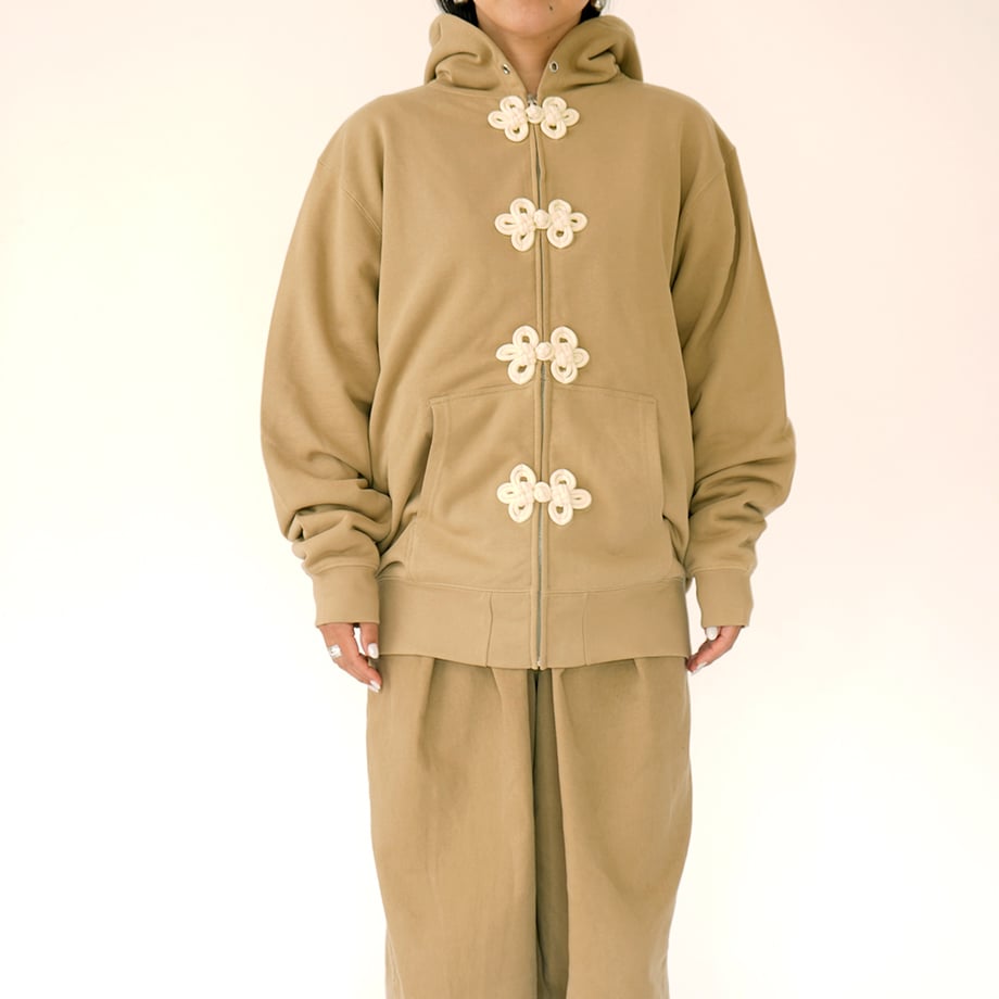 CHINA BUTTON ZIP HOODIE / SAND | nve tokki