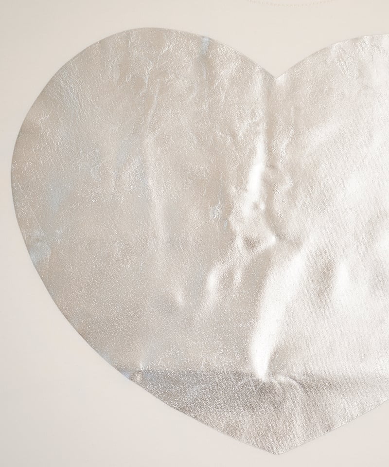SILVER BIGHEART T-Shirts （IVORY） | nve tokki