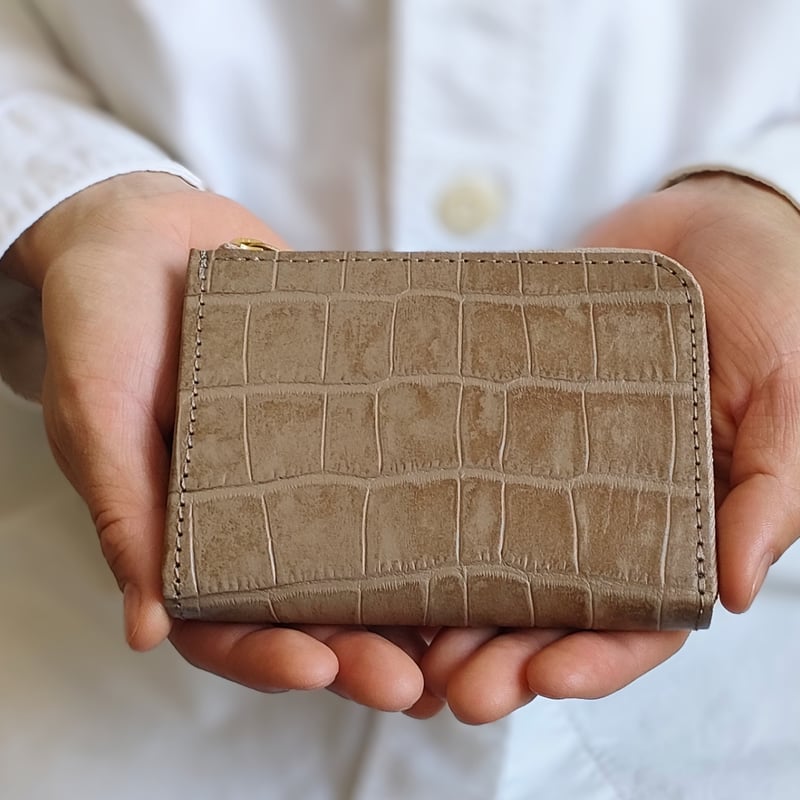 kurun クロコ型押しサンドベージュ　24 Smooth Wallet クロコ型押 | VIAJAR