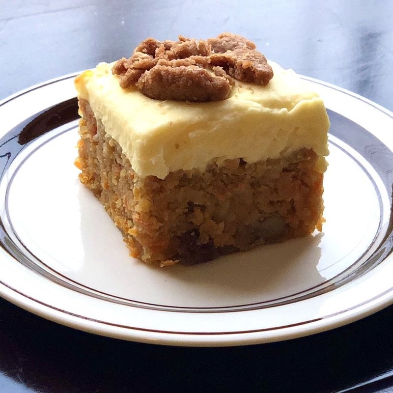  Amuseables Carrot Cakeキャロットケーキ Carrot Cake キャロットケーキ（1ホール 9カット）【冷凍クール便発送