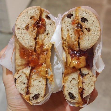 CINNAMON RAISIN シナモンレーズンベーグル（5個セット）【冷凍品】
