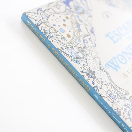 『Escape to Wonderland：A Colouring Book Adventure』