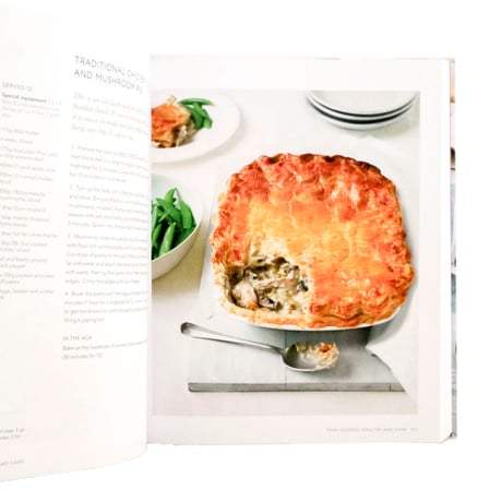 『Mary Berry Cooks Up A Feast』