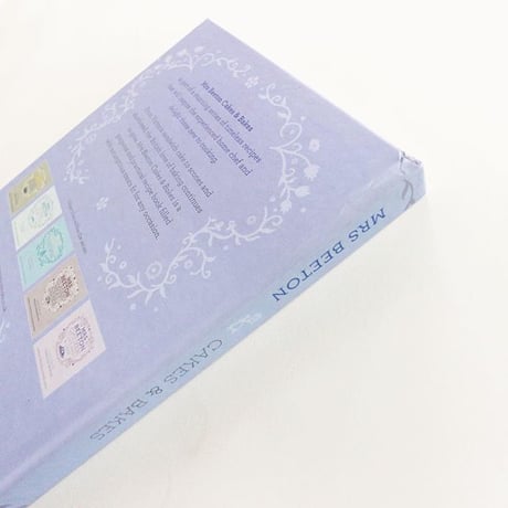 『Mrs Beeton Cakes & Bakes』