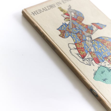 『Heraldry in England』