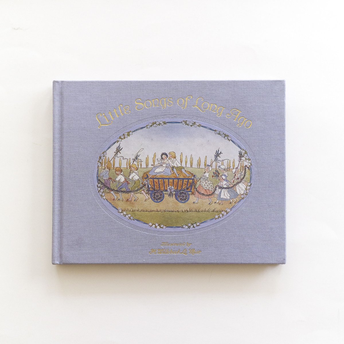 Little Songs of Long Ago』 | Reading Mug