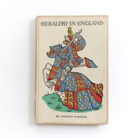 『Heraldry in England』