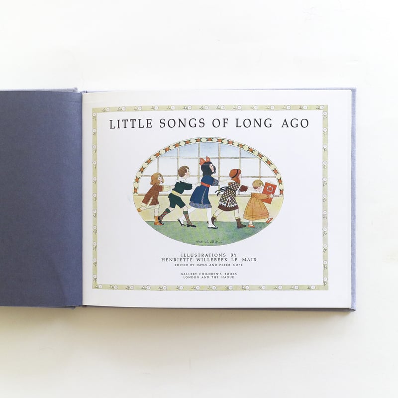 Little Songs of Long Ago』 | Reading Mug