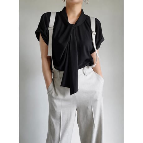 B57 / black