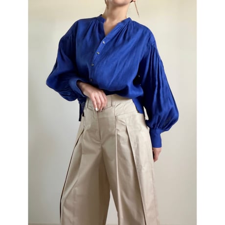 B54 / blue