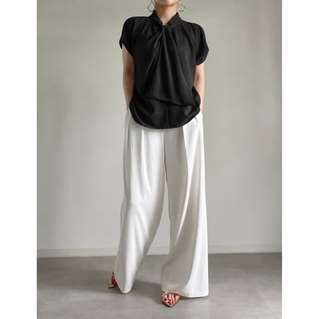 B57 / black