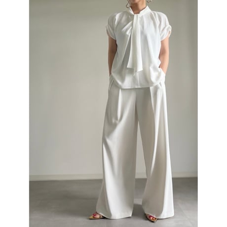 B57 / white