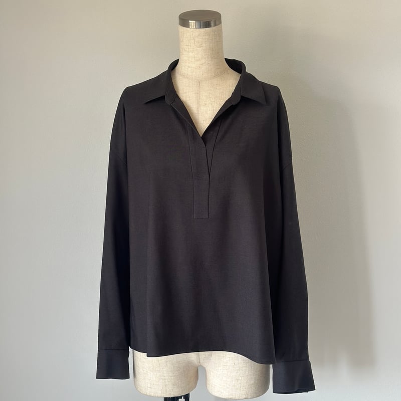 B42 / charcoal gray | L'ECRIN