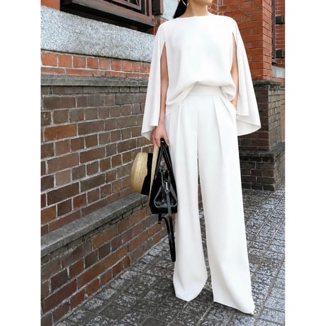 B51 / white（cape）