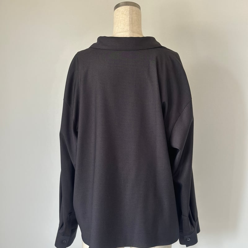 B42 / charcoal gray | L'ECRIN
