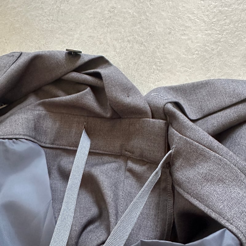 JS02 / gray | L'ECRIN