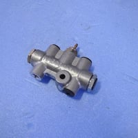 SR311フェアレディ　純正部品 43年式以降　当時物新品ブレーキインジケータスイッチ