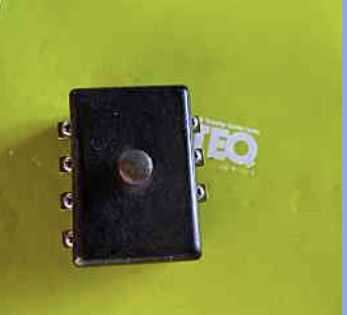 専用 セット売り Amazon.co.jp: ZX-10 ヒューズボックス 26021-1070 カワサキ