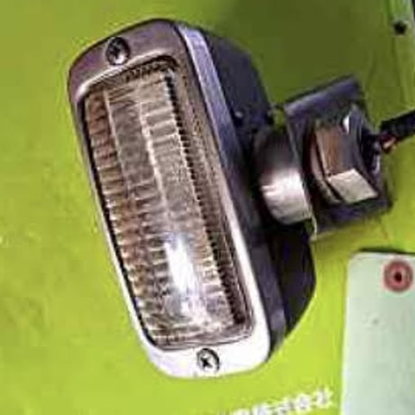 【中古】SR311／SP311フェアレディ　バックランプ